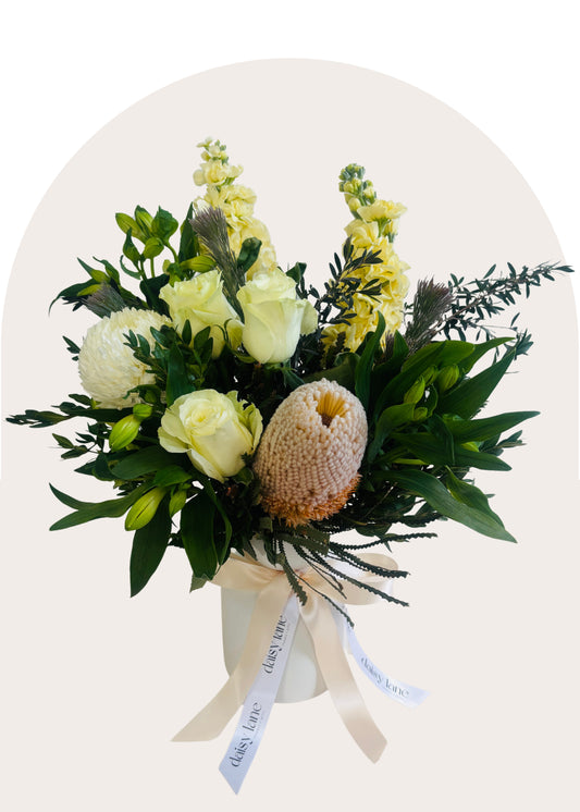 Neutral FOAM FREE Vase Arrangement